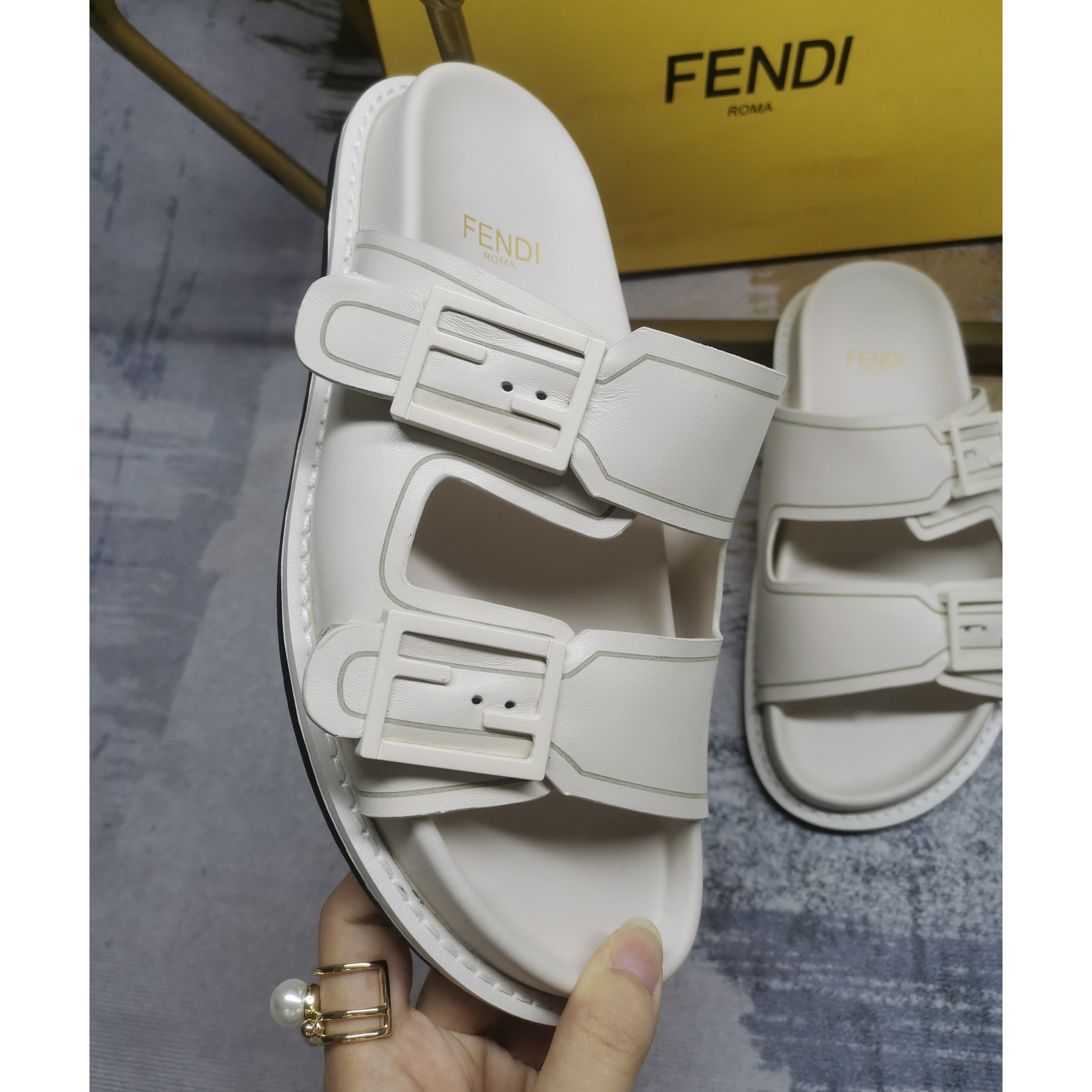 Fendi Feel WhiteFF Fabric Slides - FashionPlug