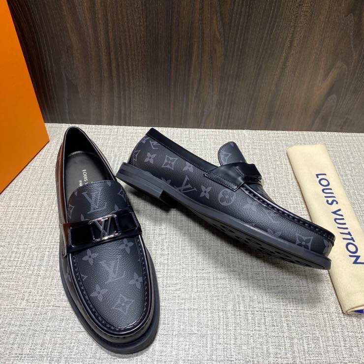 Louis Vuitton Major Loafer(Black) - FashionPlug