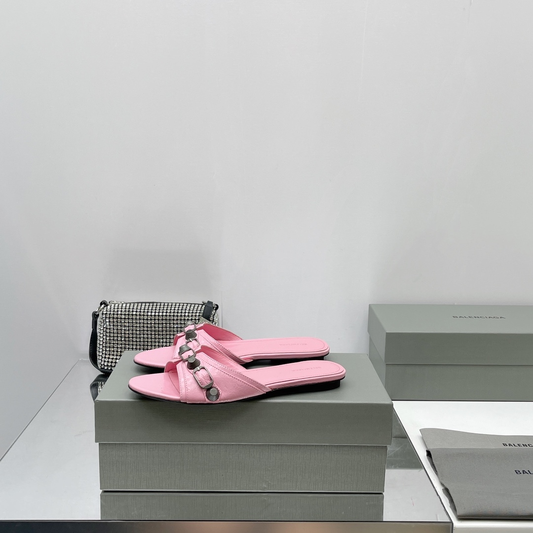 Balenciaga Cagole Sandal In Pink Arena Lambskin - FashionPlug