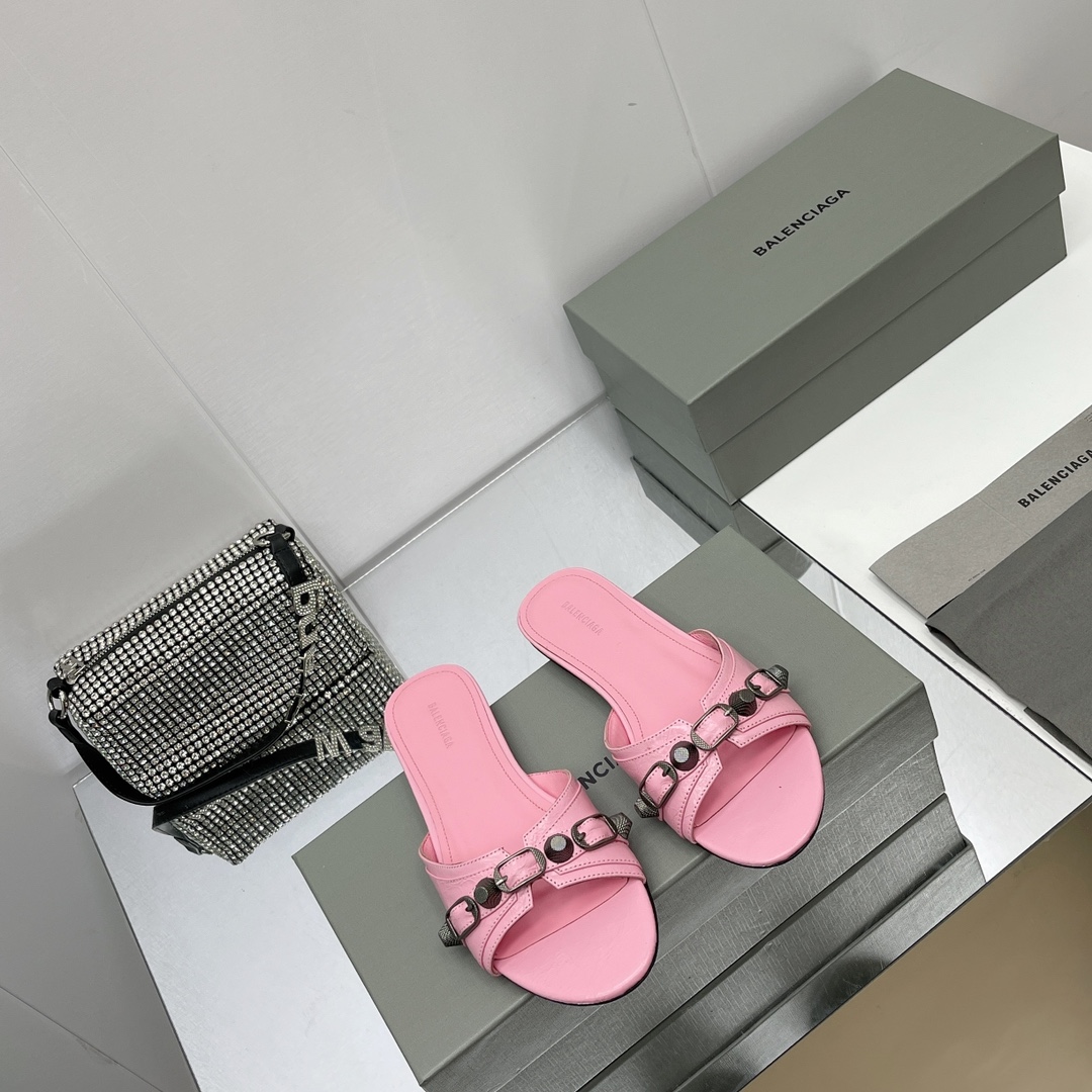 Balenciaga Cagole Sandal In Pink Arena Lambskin - FashionPlug