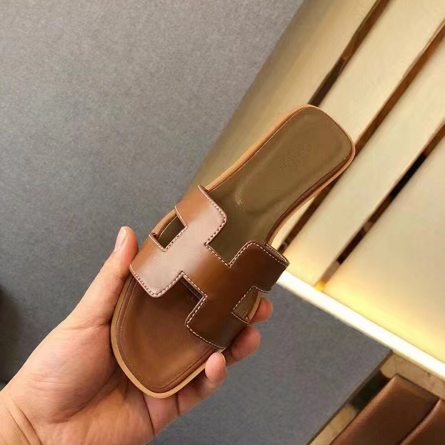 Hermes Leather Oran Sandals - FashionPlug