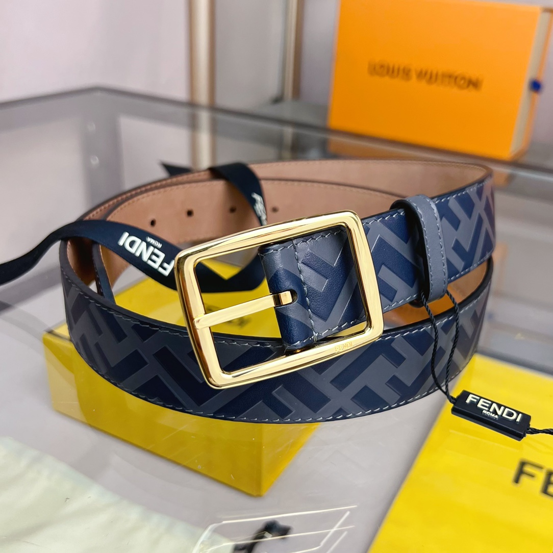 Fendi Leather Belt  - FashionPlug