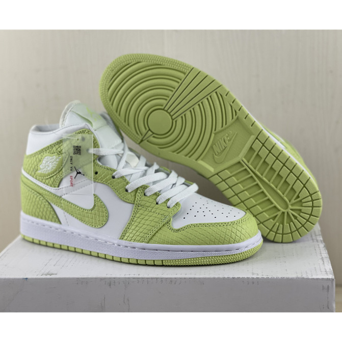 Air Jordan 1 Top Sneaker  DV2959-113 - FashionPlug