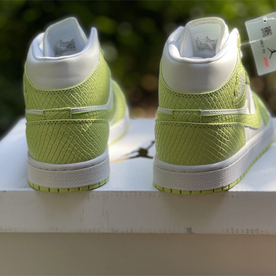 Air Jordan 1 Top Sneaker  DV2959-113 - FashionPlug
