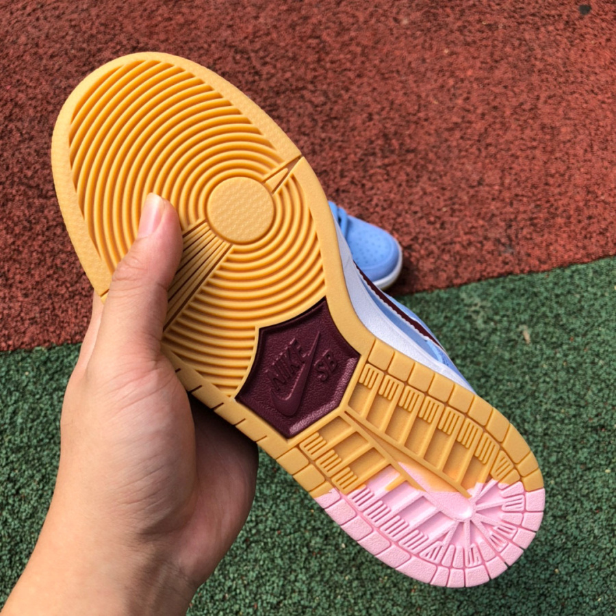  Nike SB Dunk Low PRM Phillies Sneakers   DQ4040-400 - FashionPlug