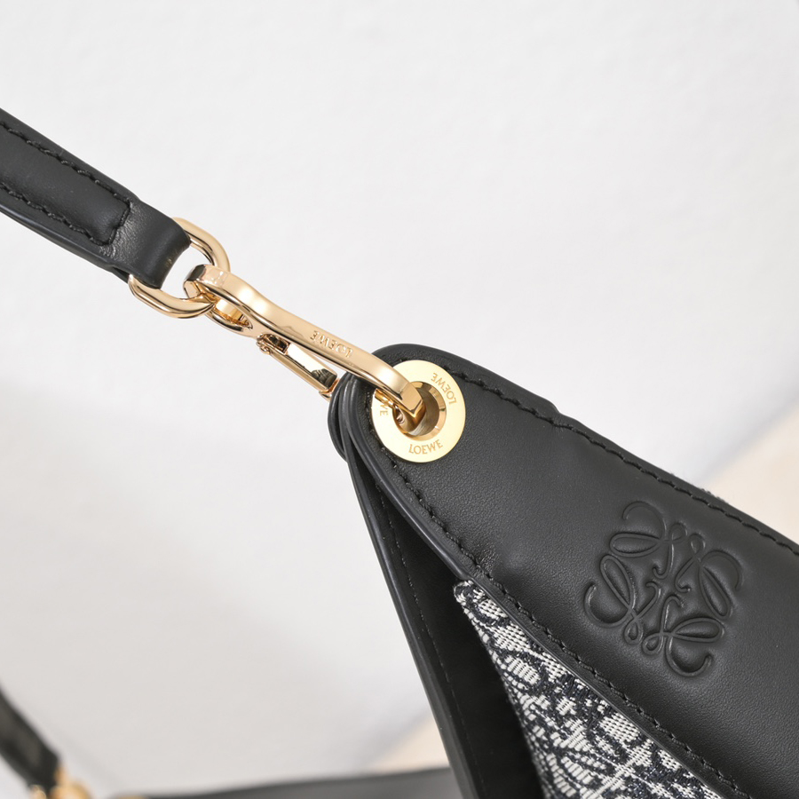 Loewe Luna Bag In Anagram Jacquard And Classic Calfskin(29.5-27-8cm) - FashionPlug