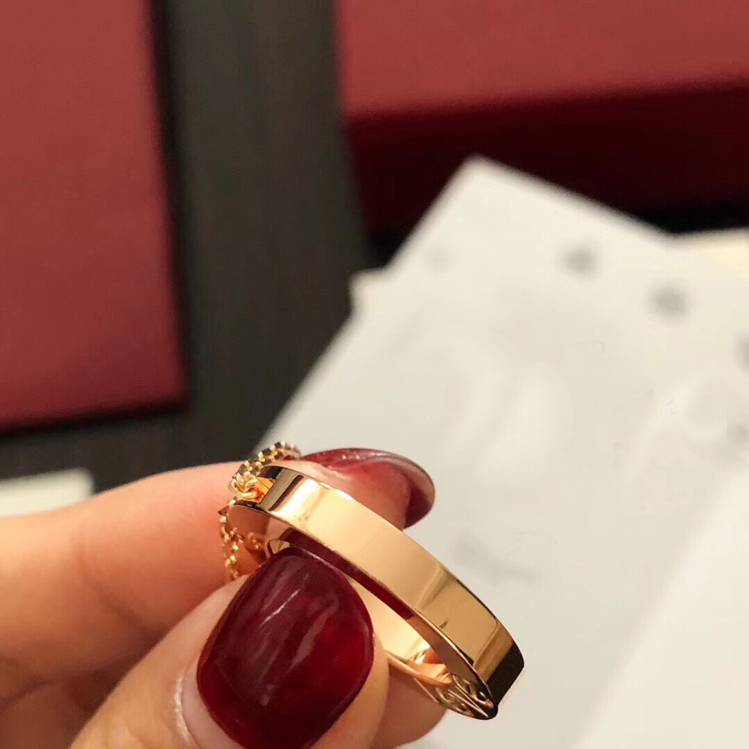 Cartier Love Necklace - FashionPlug
