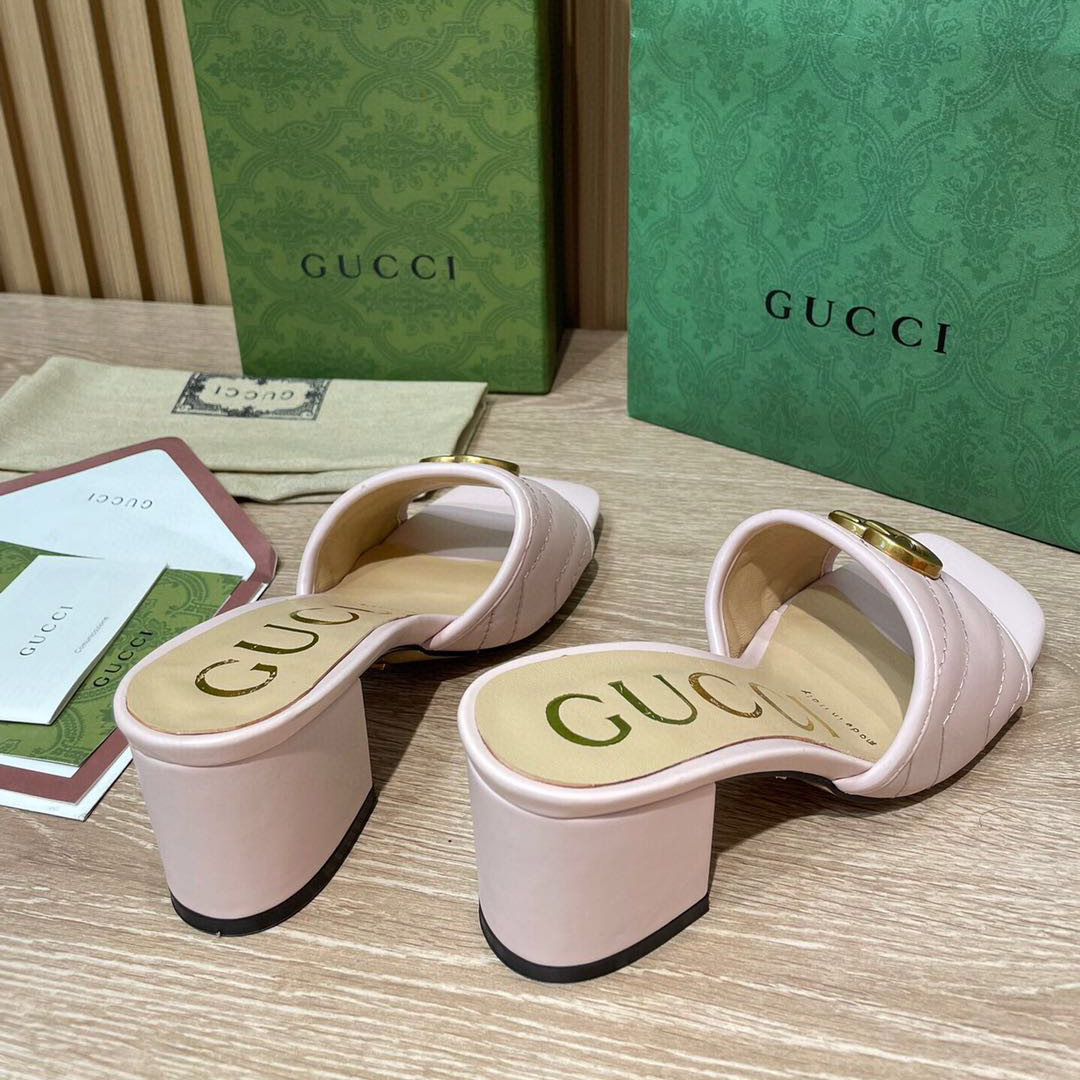 Gucci Women's Double G Slide Sandal  - FashionPlug