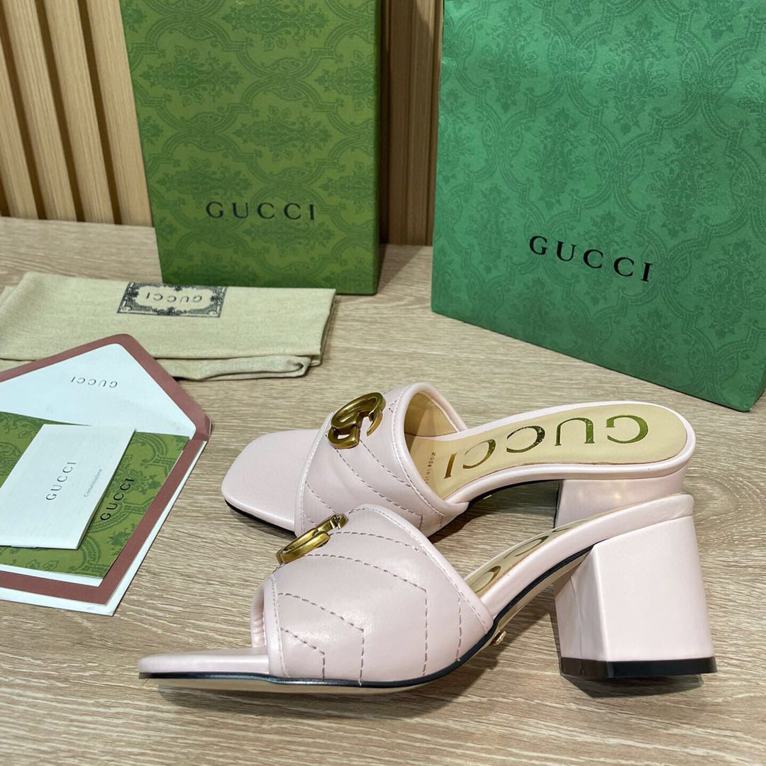 Gucci Women's Double G Slide Sandal  - FashionPlug