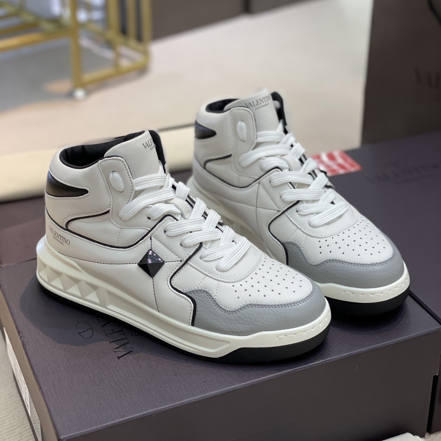 Valenti One Stud Mid-Top Nappa Sneaker - FashionPlug