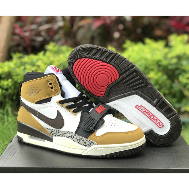 Air Jordan Legacy 312 Sneaker  AV3922-102 - FashionPlug