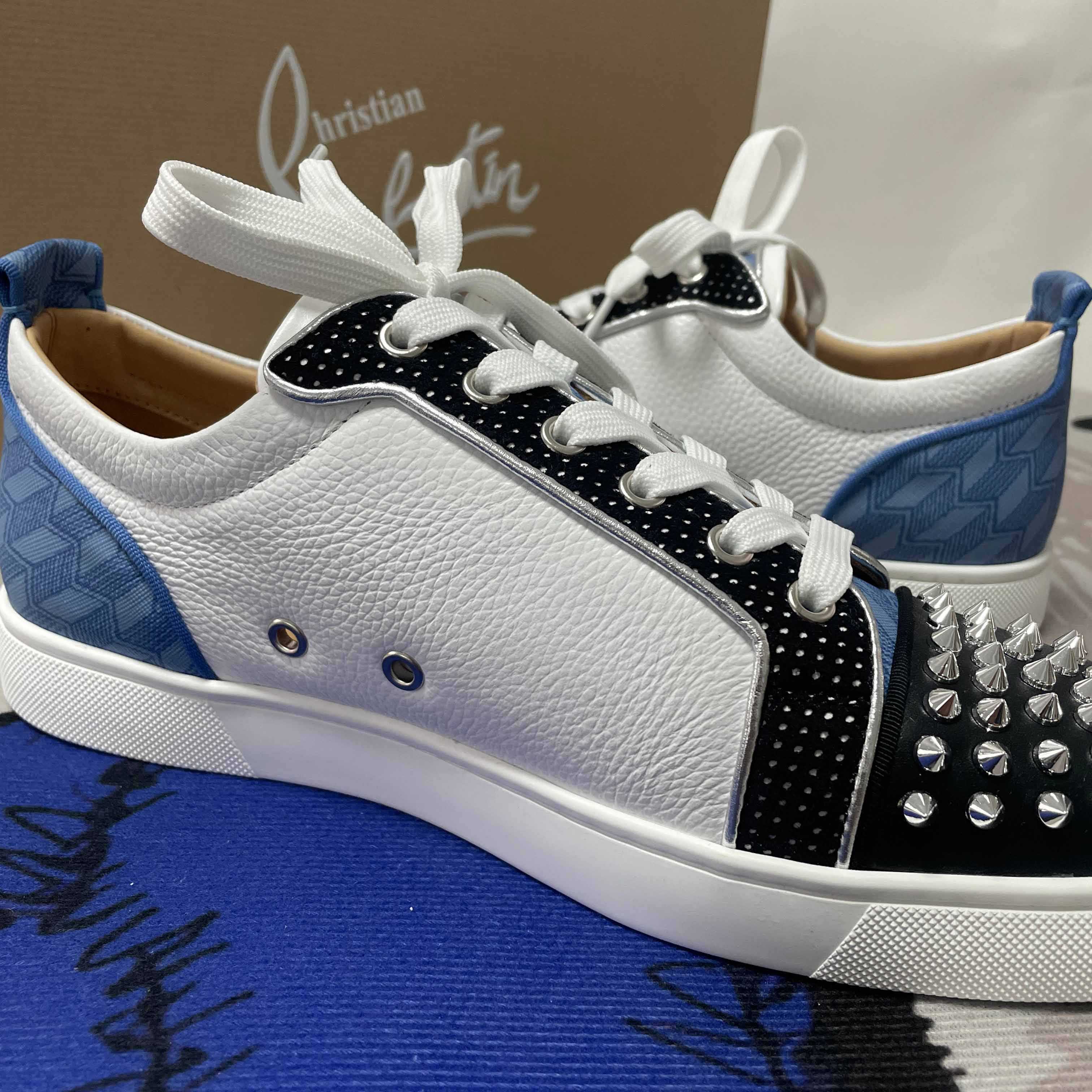 Christian Louboutin Sneaker - FashionPlug