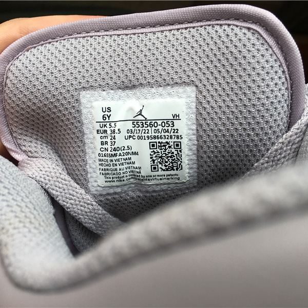 Air Jordan 1 Low Sneaker     553560-053 - FashionPlug
