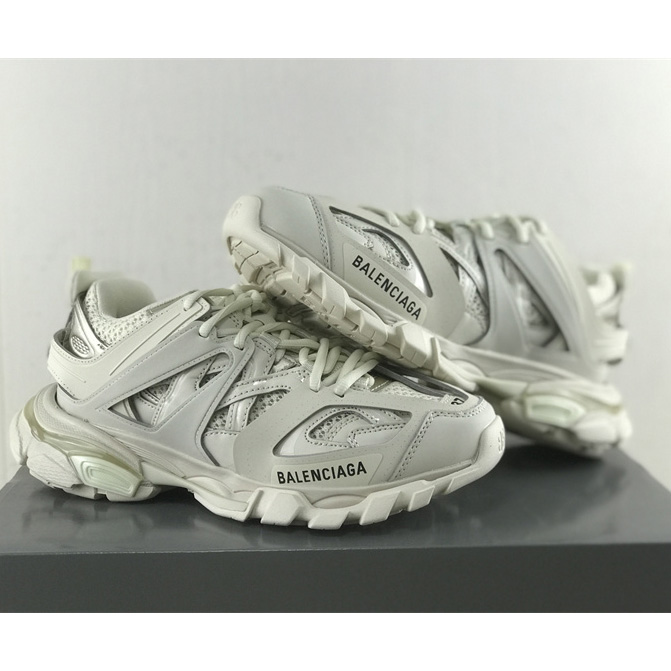 Balenciaga Track 3.0  Sneaker  - FashionPlug