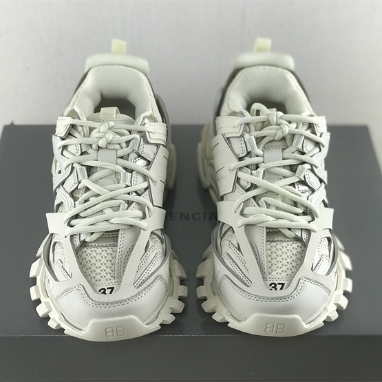 Balenciaga Track 3.0  Sneaker  - FashionPlug