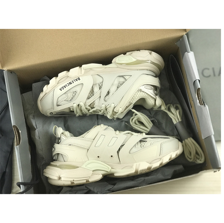 Balenciaga Track 3.0  Sneaker  - FashionPlug