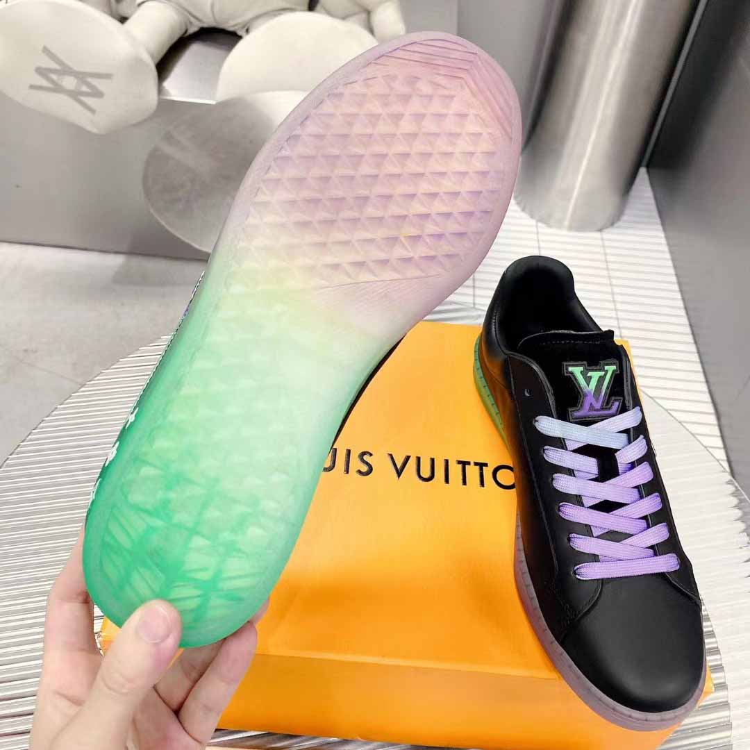Louis Vuitton Luxembourg Samothrace Sneakers   1A9G1G - FashionPlug