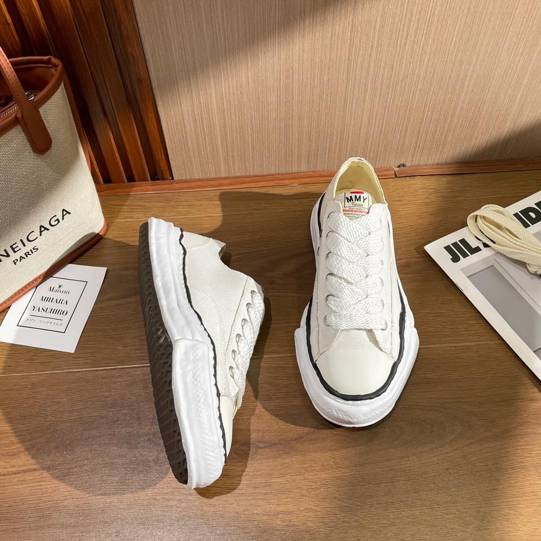 Maison Mihara Yasuhiro Wayne Original Sole Leather Low Sneaker - FashionPlug