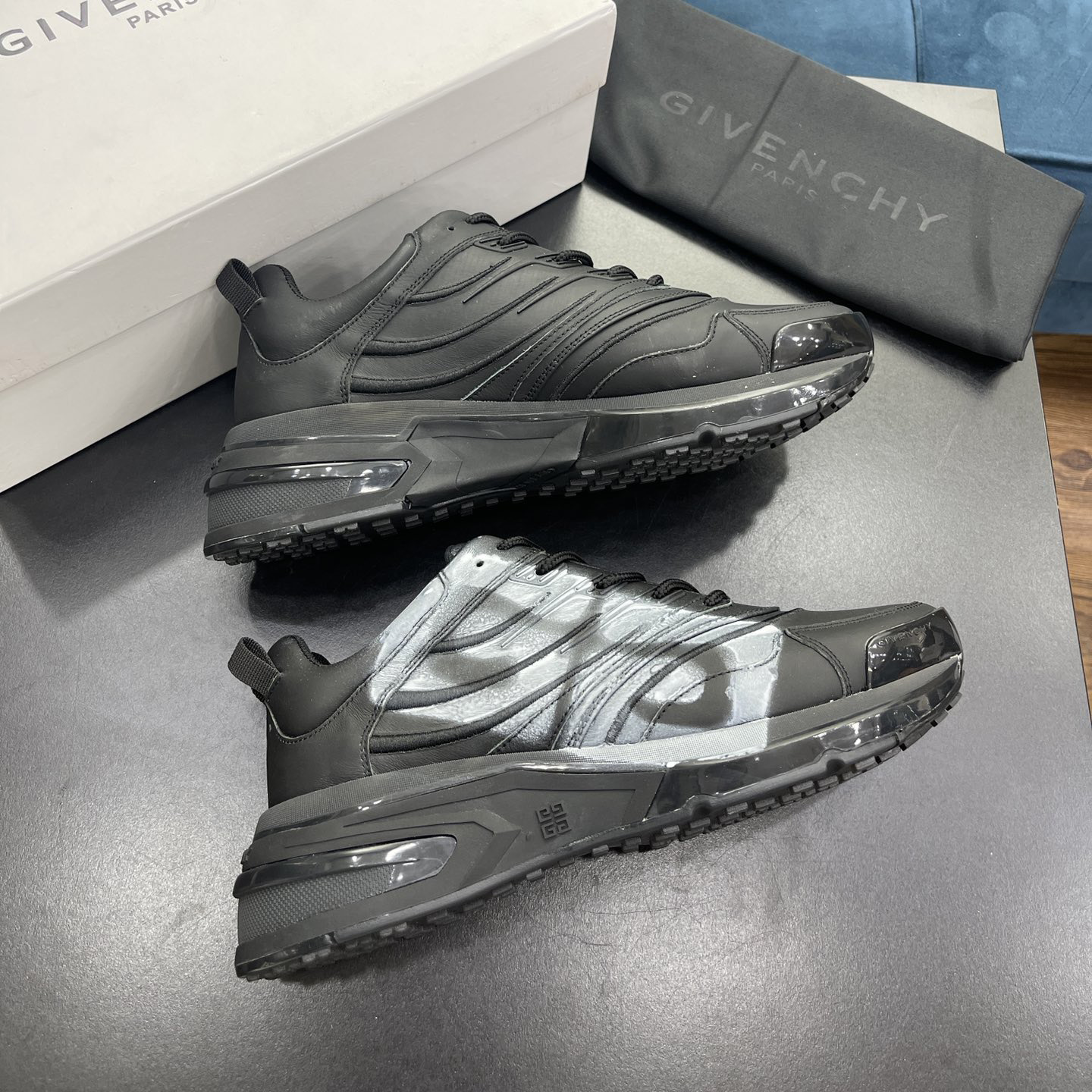 Givenchy Logo Sneakers In Black - FashionPlug