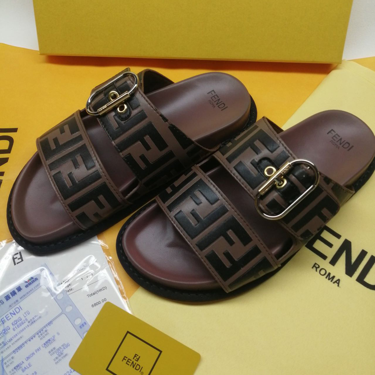 Fendi Multicolor Leather Slides(Brown) - FashionPlug