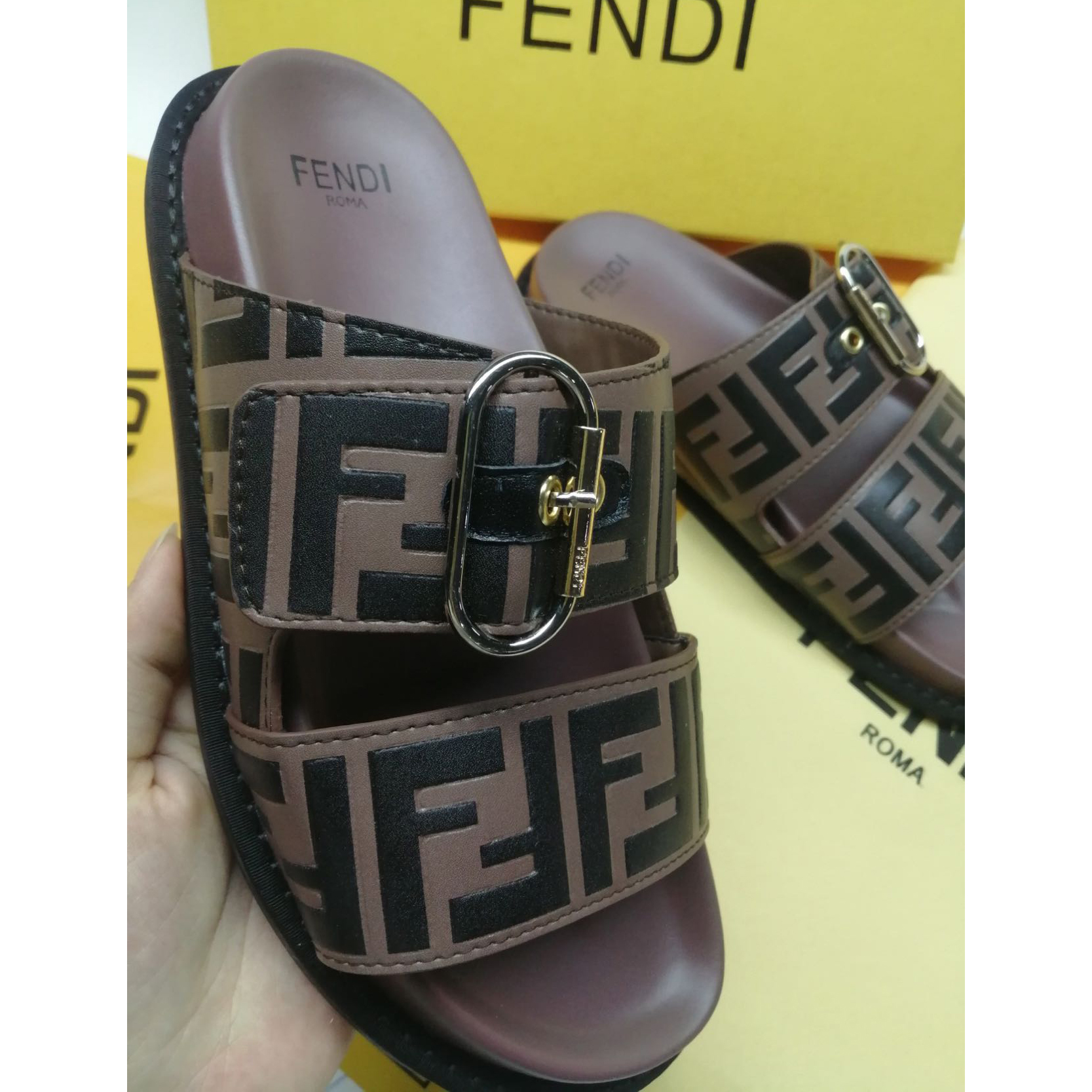 Fendi Multicolor Leather Slides(Brown) - FashionPlug