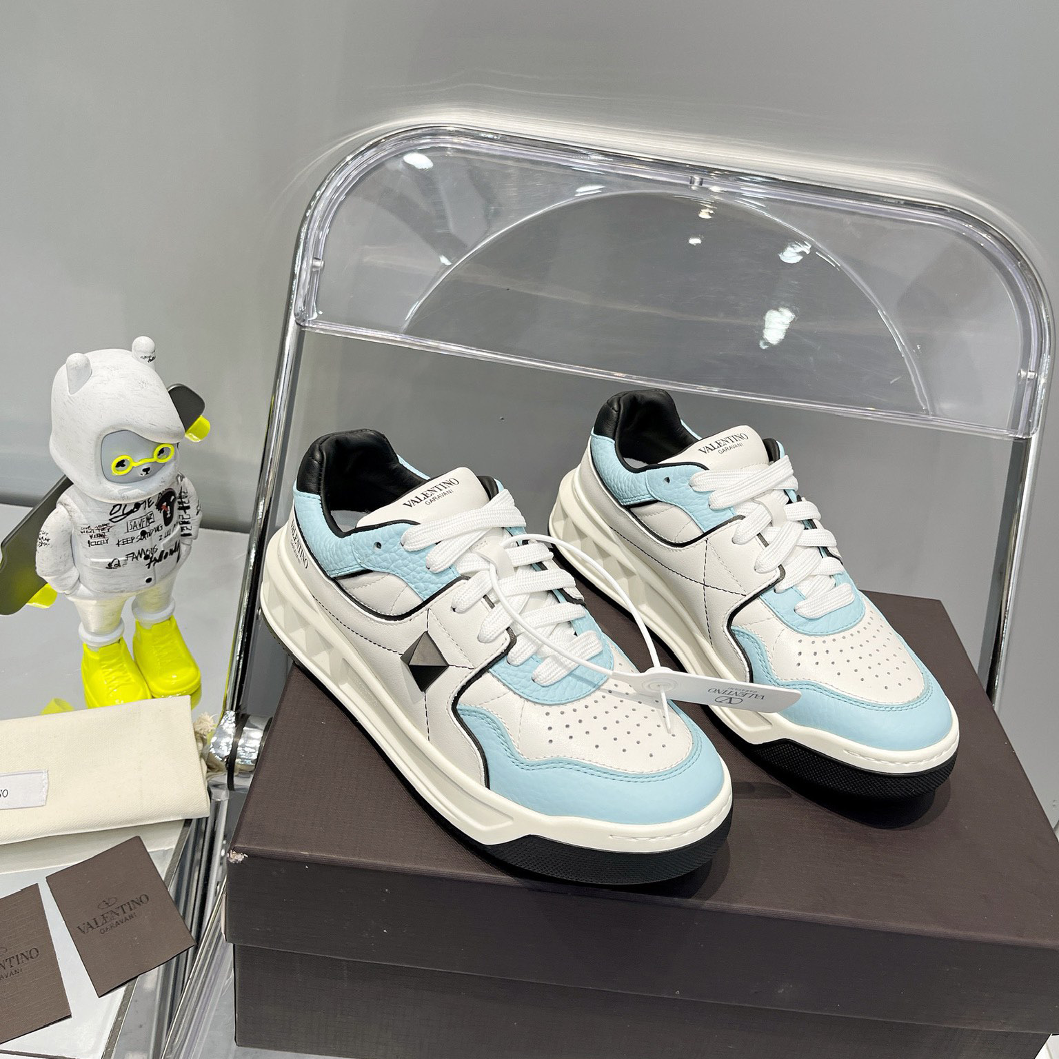Valenti One Stud Low-Top Calfskin Sneaker - FashionPlug