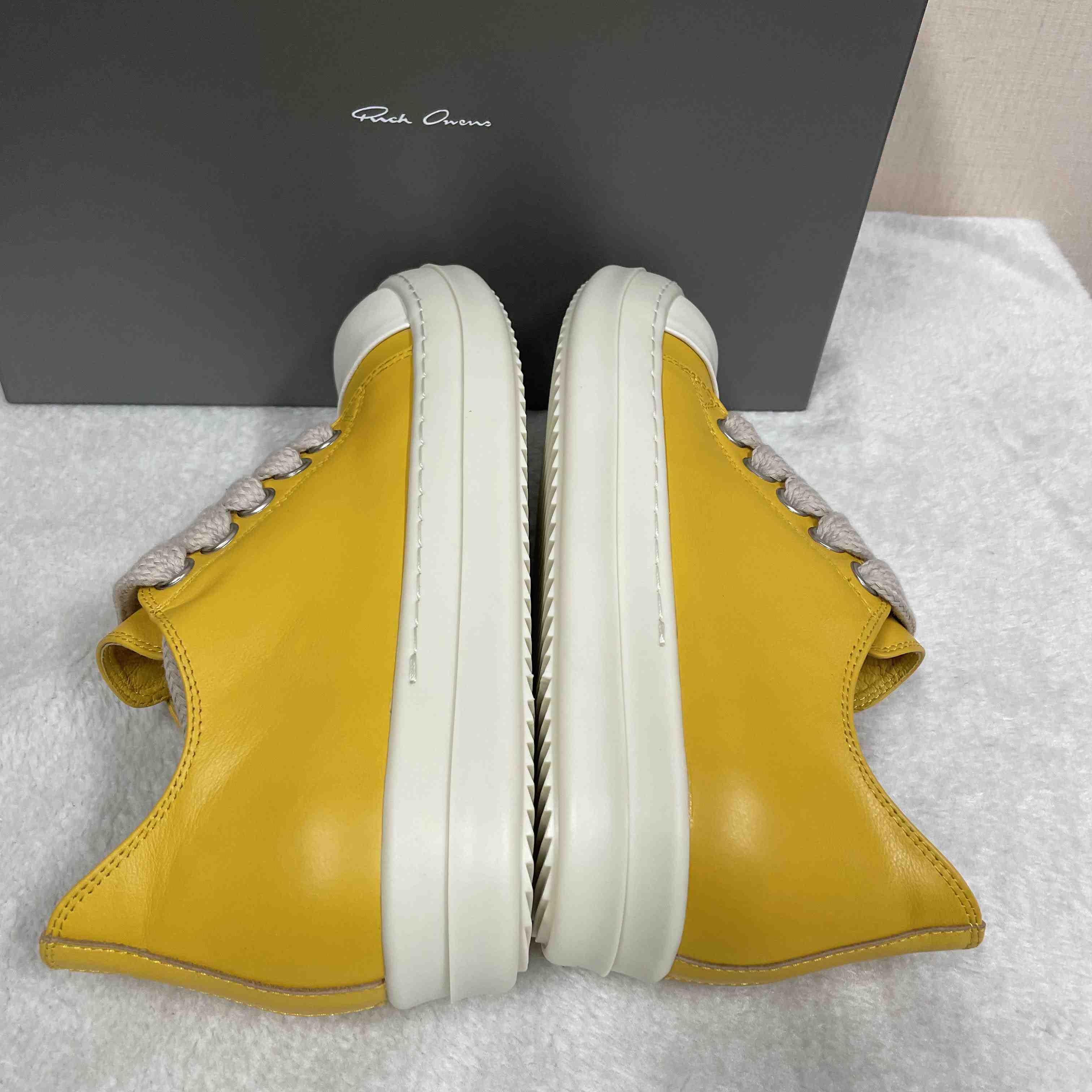 Rick Owens Fogachine Sneaker - FashionPlug