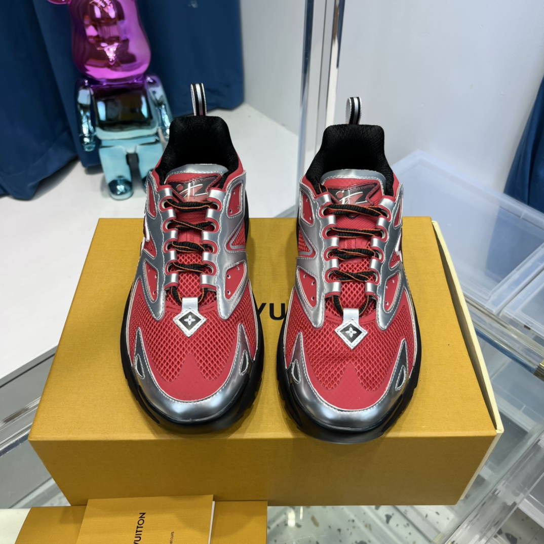 Louis Vuitton  LV Runner Tatic Sneaker     1AA39A - FashionPlug