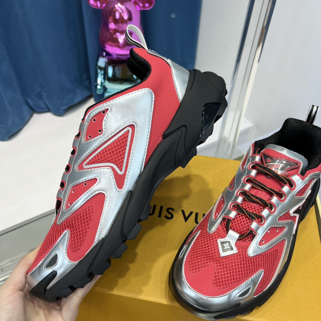 Louis Vuitton  LV Runner Tatic Sneaker     1AA39A - FashionPlug