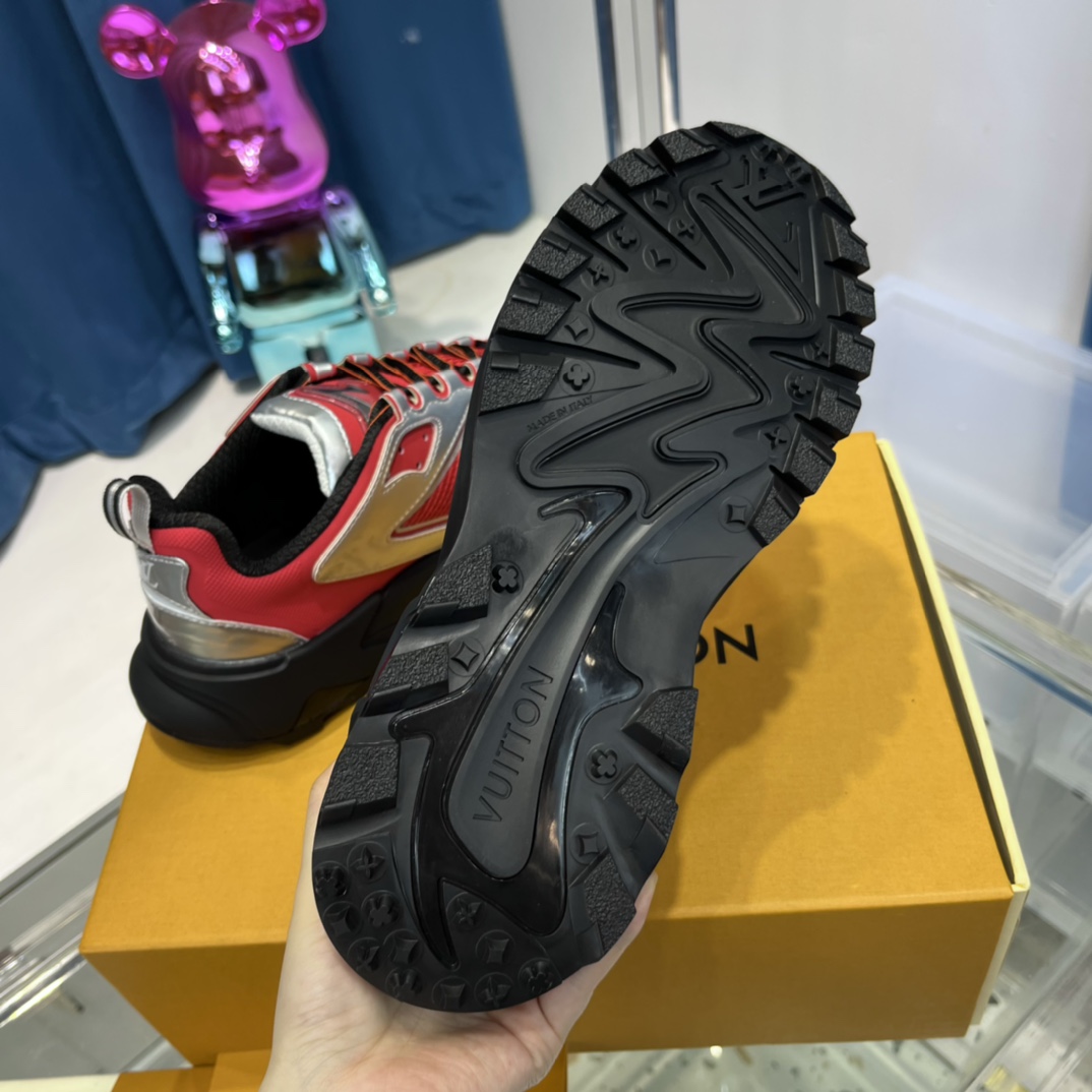 Louis Vuitton  LV Runner Tatic Sneaker     1AA39A - FashionPlug