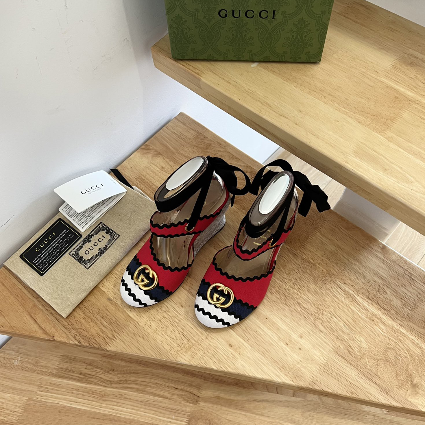 Gucci Women's Platform Espadrilles - FashionPlug