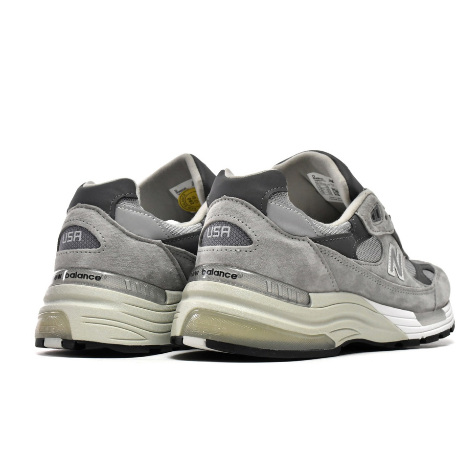 New Balance 992 Grey Sneakers        M992GR  - FashionPlug