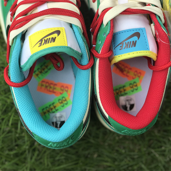Nike Dunk  Low Sneaker    DH0952-100 - FashionPlug