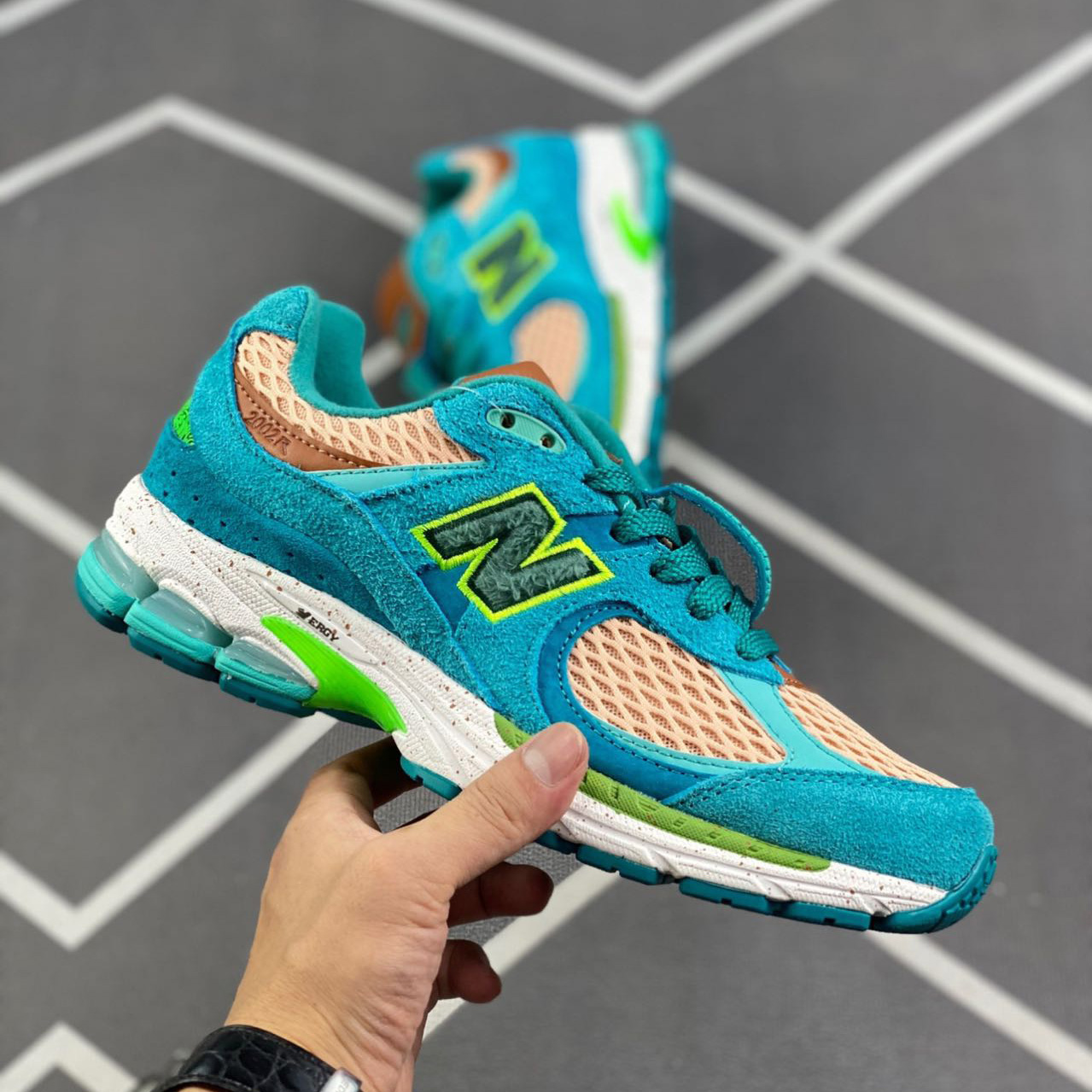New Balance Running Sneakers          M2002RDD   - FashionPlug