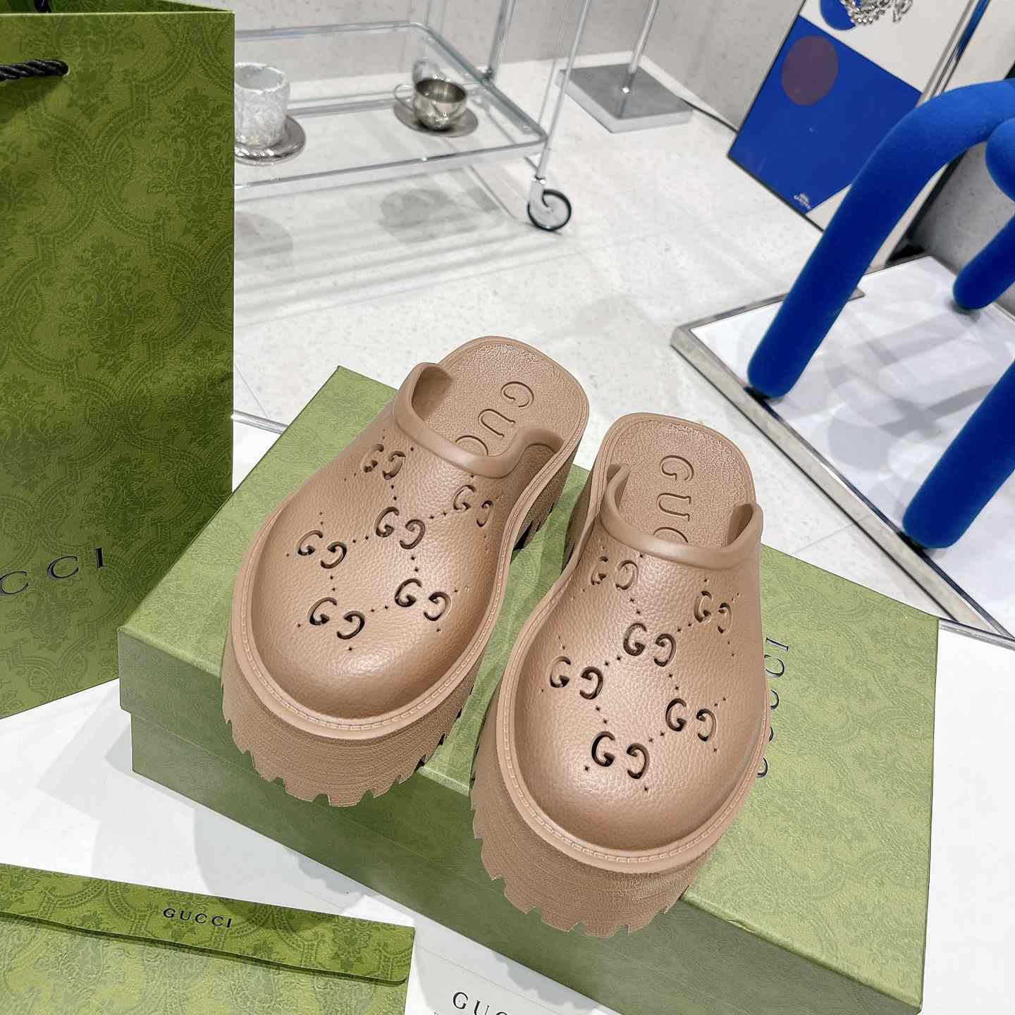 Gucci Women's GG Slip-On Sandal - FashionPlug