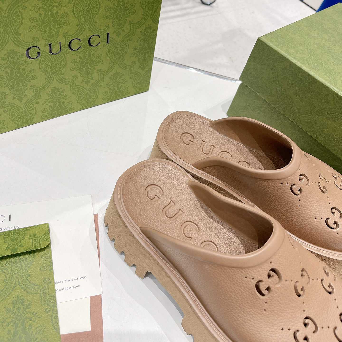 Gucci Women's GG Slip-On Sandal - FashionPlug