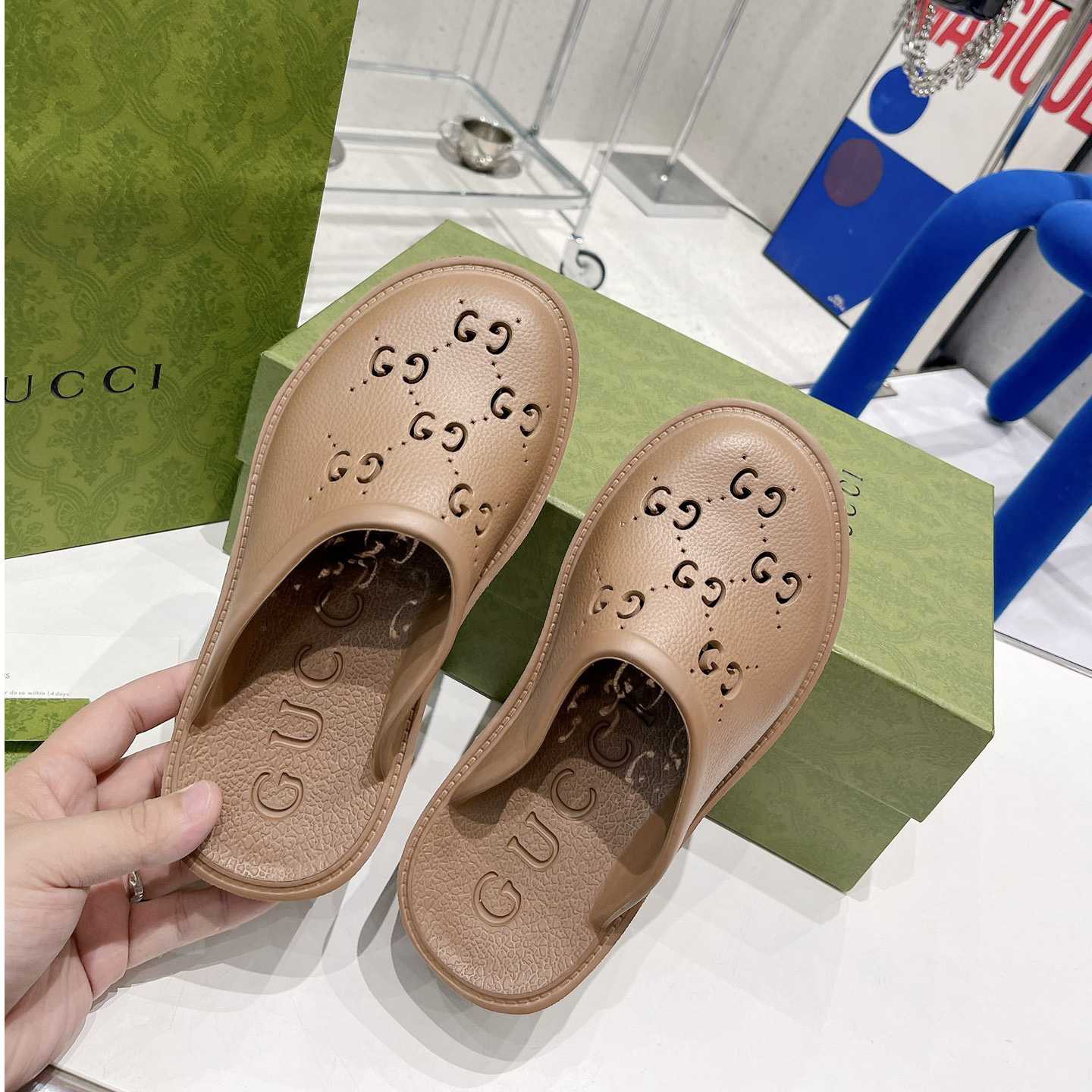 Gucci Women's GG Slip-On Sandal - FashionPlug
