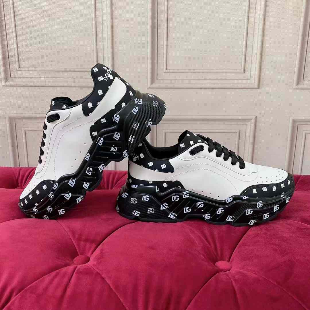 Dolce & Gabbana Calfskin Nappa Daymaster Sneakers - FashionPlug