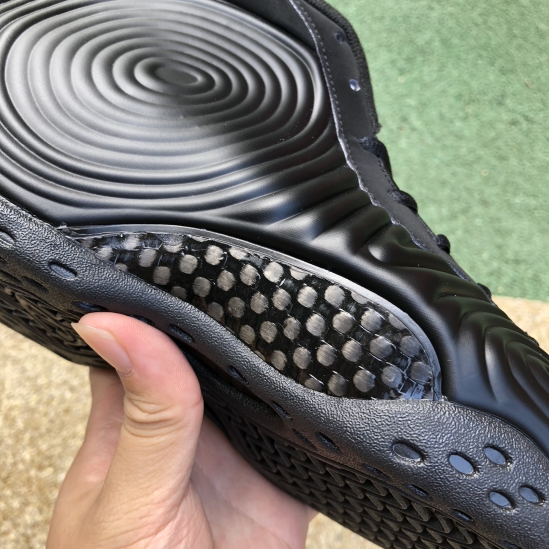 Nike Air Foamposite One CDG Sneakers     DJ7952-001 - FashionPlug