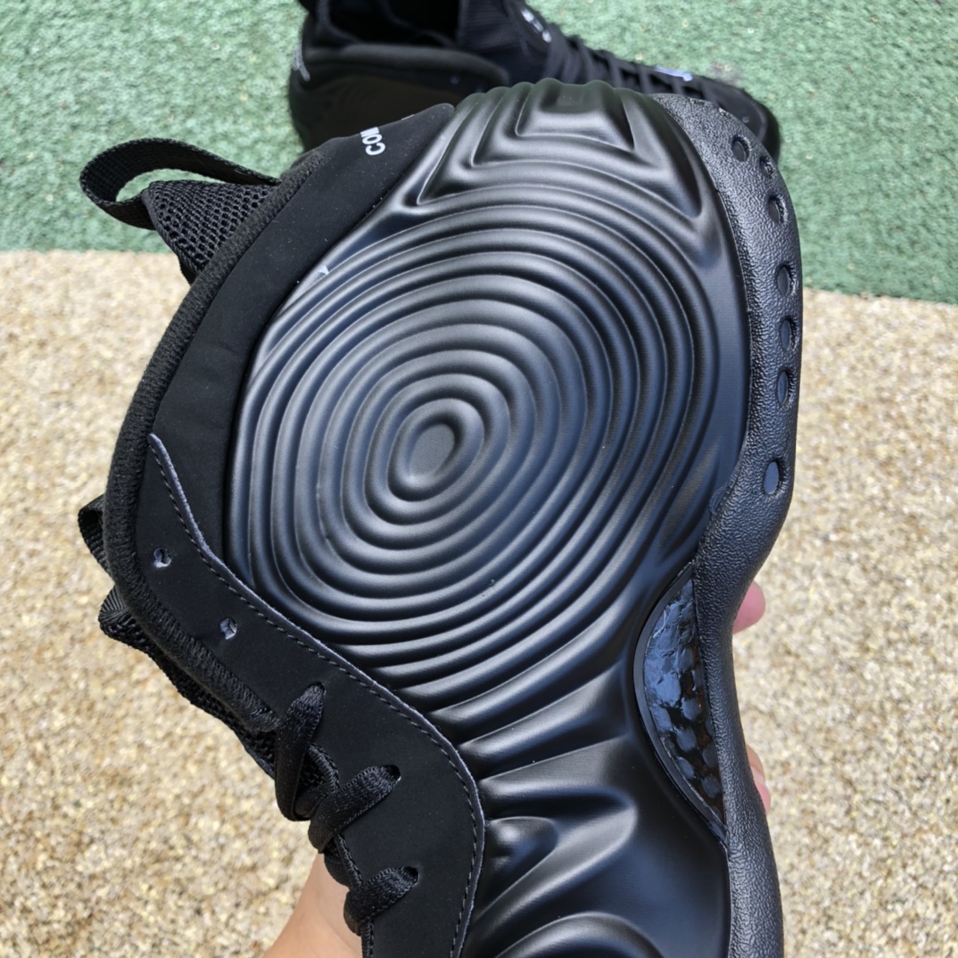 Nike Air Foamposite One CDG Sneakers     DJ7952-001 - FashionPlug