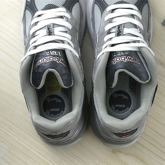 New Balance 990 V3 Sneakers          - FashionPlug