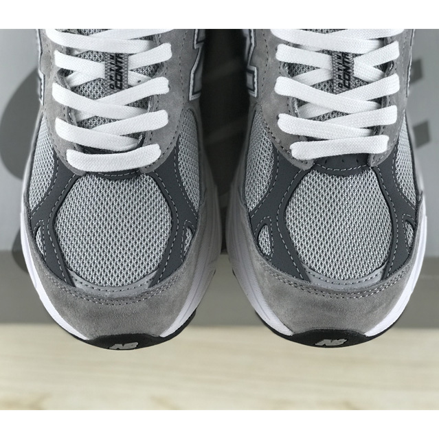 New Balance 990 V3 Sneakers          - FashionPlug