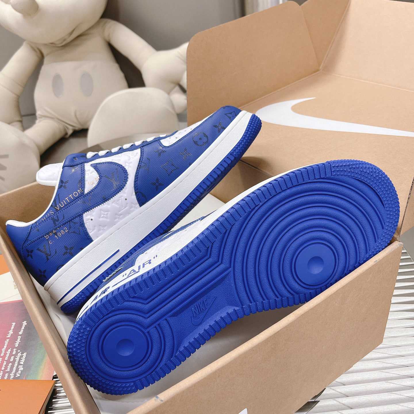 Louis Vuitton x Air Jordan1 Low AJ1 Sneaker - FashionPlug
