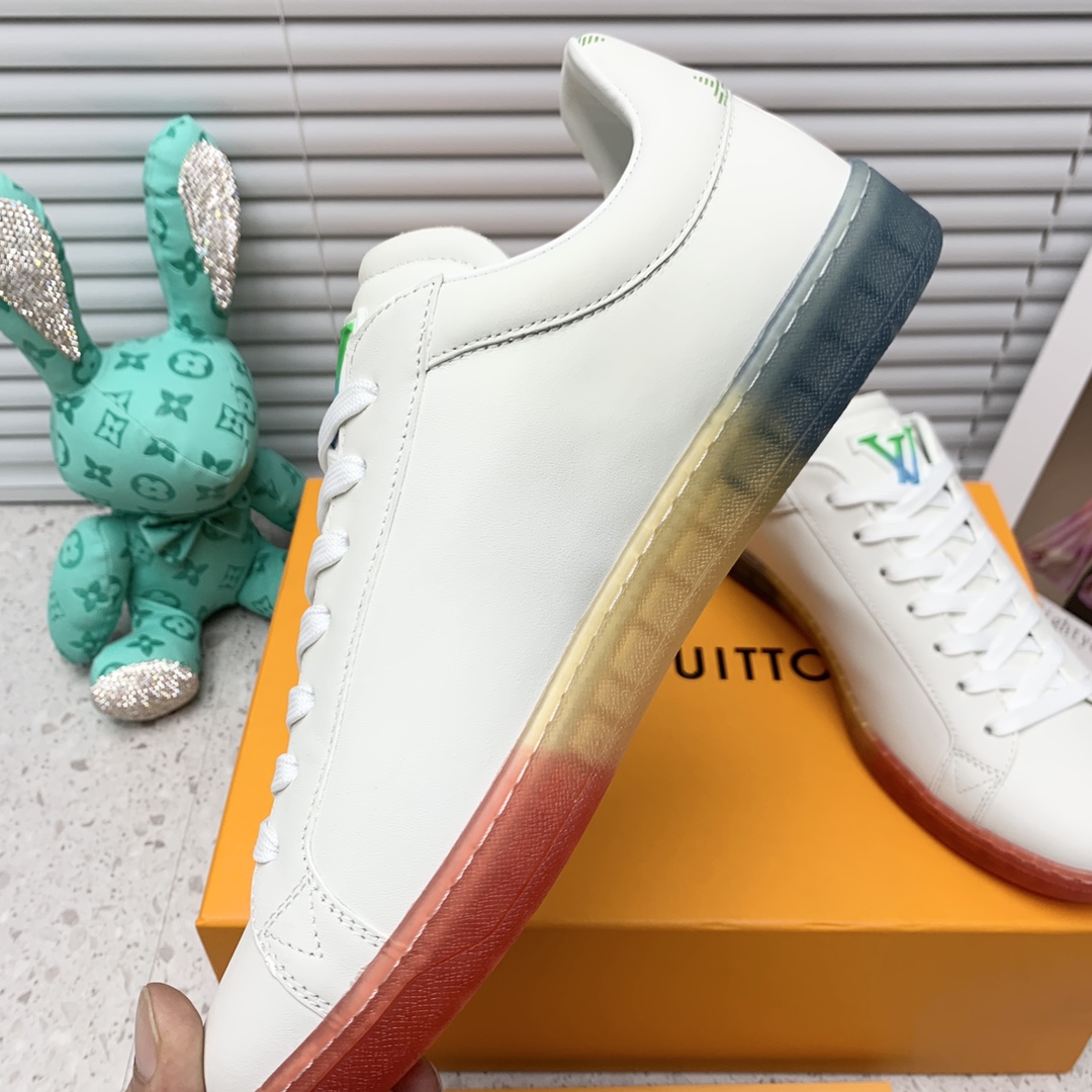 Louis Vuitton Luxembourg Samothrace Sneaker      1A9G09 - FashionPlug