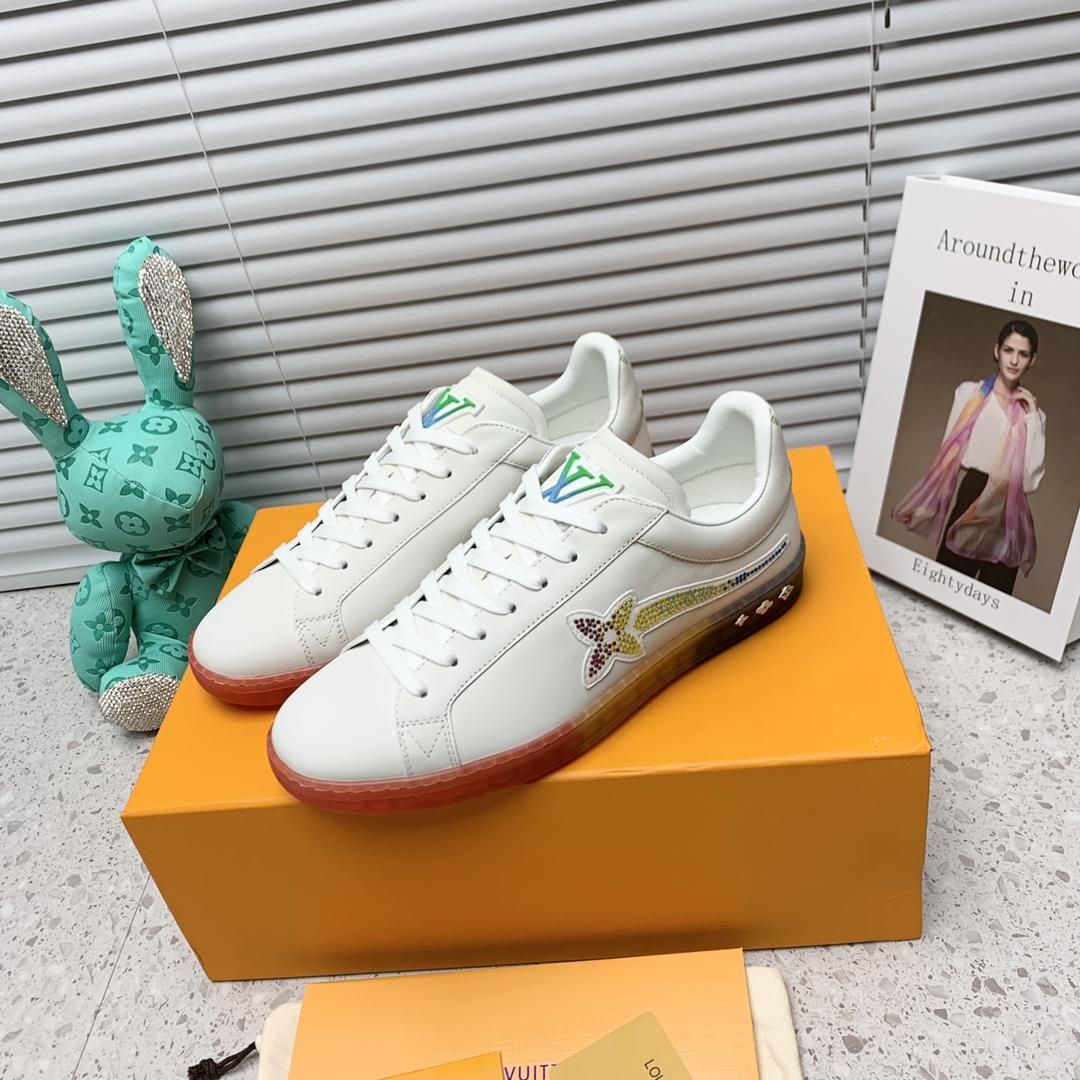 Louis Vuitton Luxembourg Samothrace Sneaker      1A9G09 - FashionPlug