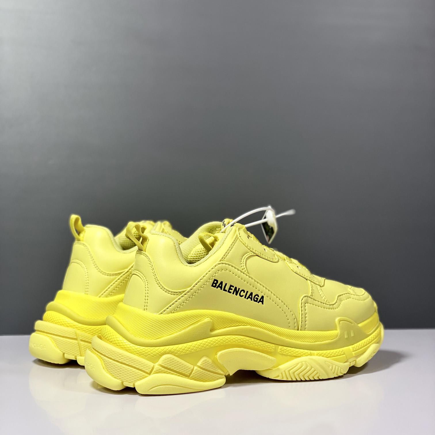 Balenciaga Triple S Sneaker - FashionPlug