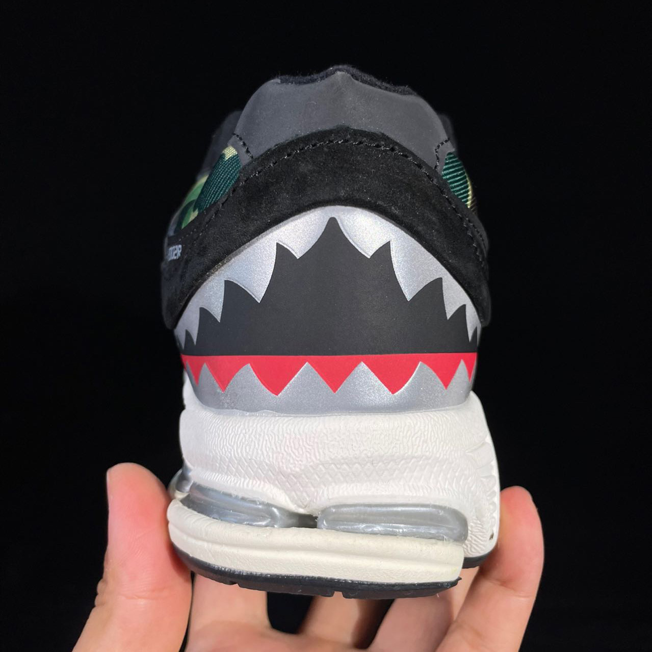 New Balance 2002R x Bape Sneakers             M2002RBF  - FashionPlug