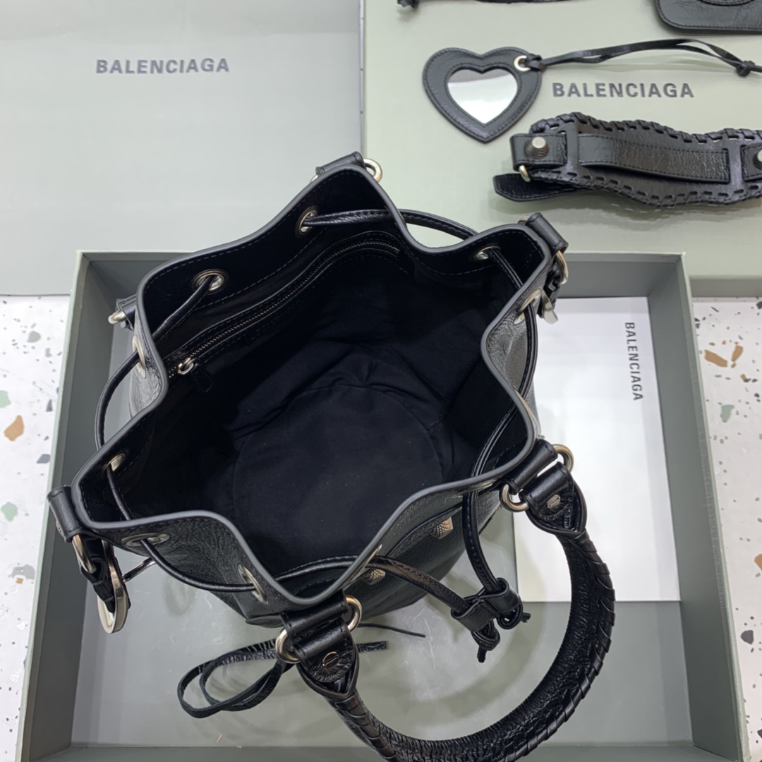 Balenciaga Le Cagole Small Bucket Bag In Black Arena Lambskin, Aged-Silver Hardware(30-22.9-17cm) - FashionPlug