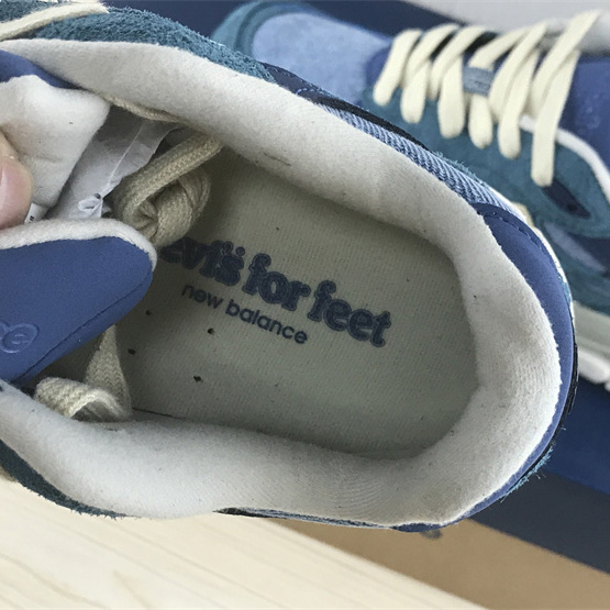 New Balance 990 Sneakers             - FashionPlug