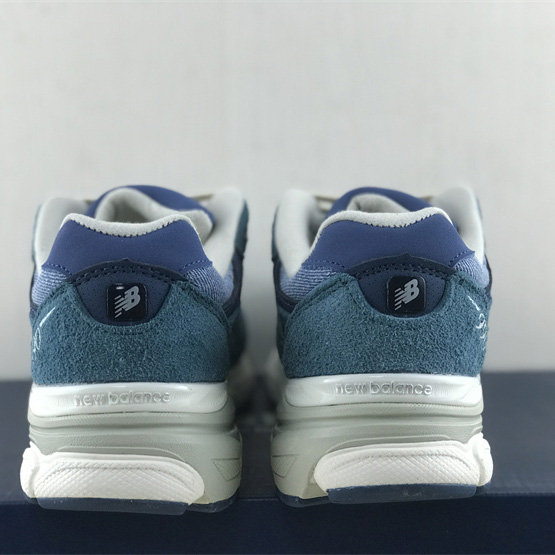 New Balance 990 Sneakers             - FashionPlug